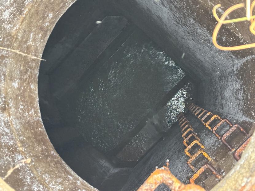 マンホール内状況