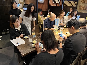 現地イベント　試食の様子