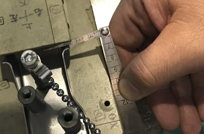 測定機器で測定する様子