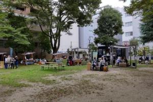 肴町公園におけるコーヒーフェスの様子