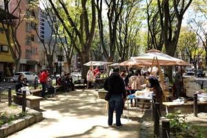 定禅寺通におけるコーヒーフェスの様子