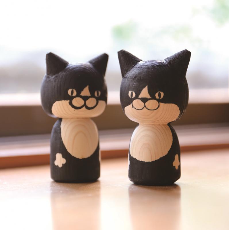 画像／ねこけし絵付け