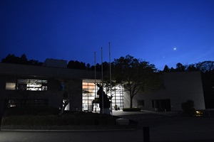 夜の博物館（小2）