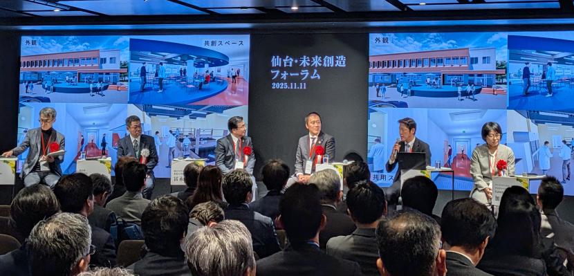 今野氏（写真右から2番目）