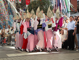 〈観光姉妹都市・徳島市からは阿波踊りが応援に〉1