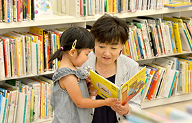 読み聞かせの様子