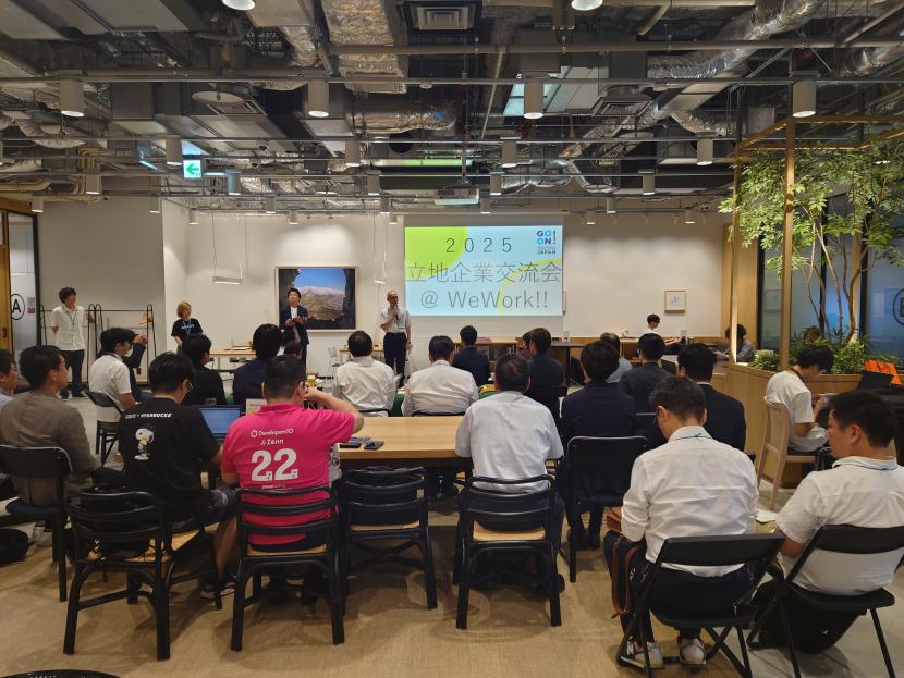 自社PRしてる様子