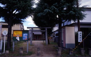 白鳥神社の概観写真